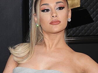 Ariana And Justin Say They Did...
